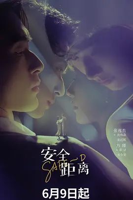 最新厕拍大神❤️潜入-服务区女厕全景偷拍1镜3位置明星颜值的红衣美女望过了~1 - OVOAV视频